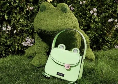 Kate Spade New York Green Pink Patent Leather Frog Cross Body Bag Purse Handbag