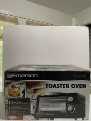 Emerson Toaster Oven (4) Slice Toaster Oven Quartz Heater, Black