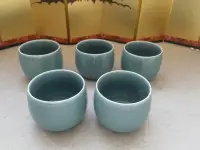 在飛比找Yahoo!奇摩拍賣優惠-白山陶器青瓷釉茶杯五客杯
