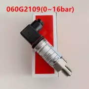 1pcs Danfoss AKS33 pressure sensor 060G2109(0~16bar)