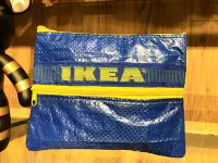 在飛比找Yahoo!奇摩拍賣優惠-IKEA 環保布袋材質手拿包 (藍色)