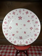 Crate and Barrel Snowflake Platter White Red 13.5 In.