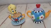 Warner Brothers Tweety's Tea Party Salt & Pepper Shakers 1999 Vintage NIB!