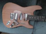~Cashner~ StratoCaster-Style w/Clear Pickguard(Check out Electronics & Springs)