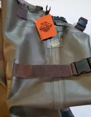 Cabelas White River Rubber Chest Waders (Size 8 M)