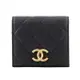 CHANEL 金色螺旋CC Logo 荔枝牛皮釦式零錢袋二折短夾(黑色) AP3519 B13703 94305