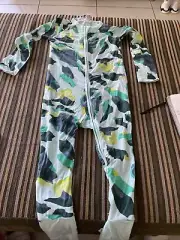 BONDS ZIP WONDERSUIT ABSTRACT CAMO BNWT SZ 3 (, d5)G45