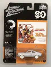 Johnny Lightning 1974 AMC Hornet Chase