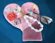 Heart Flap Glasses Case Wrist Loop Holder Exclusive Gift Wool Felt Art
