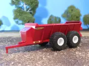 1/64 Custom Meyer 8865 Manure Spreader