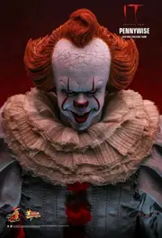 It: Chapter 2 Pennywise with Balloon 1:6 Scale 12 Inch Action Figure