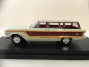1/43 TRAX TRR95C 1965 Ford XP Falcon Squire Station Wagon – Arctic White