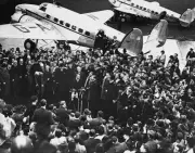 Neville Chamberlain Addressing Crowd At Airfield Old Aviation Photo