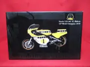 Kenny Roberts Yamaha YZR500 WORLD CHAMPION 1979 MotoGP Racing Bike GP 1/12 Scale