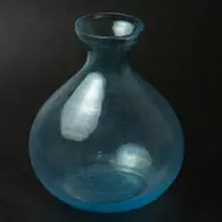 在飛比找蝦皮購物優惠-藍色玻璃手工花瓶..