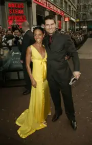 Tom Cruise and Jada Pinkett Smith arrive at the UK Premiere of Co- 2004 Photo 8