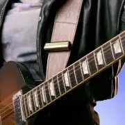 Korg Pitchstrap Pst-1 Gold The World'S First Strap-Mounted Tuner