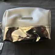 David Jones Silver Makeup Bag In Beautiful Silver RRP $24.95