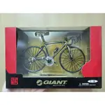 絕版GIANT捷安特2002 TCR GOLD限量1:8模型