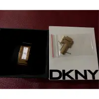 在飛比找蝦皮購物優惠-DKNY 香檳金 女錶