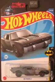 HOT WHEELS Batmobile 2022 NIB Batman 5/5