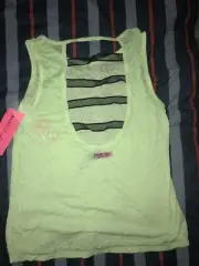 ekx1t72- lemon sugar Betsey Johnson Active Wear Top size S (fits M)