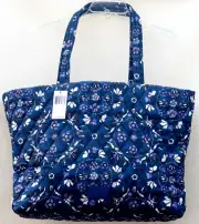Vera Bradley Ultralight Large Tote in Fleur Medallion. NWT