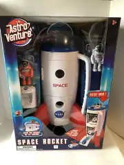 New Astro Venture Rocket NASA Spaceship Shuttle Toy Play Set New In Box NIB