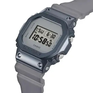 【CASIO 卡西歐】G-SHOCK夜霧飄渺電子錶(GM-5600MF-2)