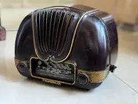 在飛比找Yahoo!奇摩拍賣優惠-早期 古董 真空管 ＴＥＬＥＦＵＮＫＥＮ 收音機