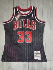 Chicago Bulls Authentic Scottie Pippen #33 Mitchell Ness Jersey Sz Medium NWT