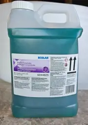 Ecolab 6044825 Enzymatic Instrument Detergent Liquid Concentrate 2.5