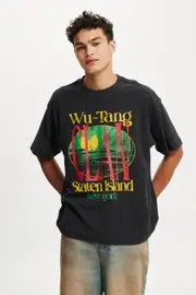 [Cotton On Men] Cotton On Men - Wu-Tang Clan Box Fit T-Shirt - Lcn mt washed black/wu tang clan - staten isl L LCN MT WASHED BLACK/WU TANG CLAN - STATEN ISL