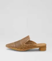 New Django & Juliette Flan Tan Leather Mules Womens Shoes Dress Shoes Flat