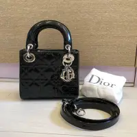 在飛比找Yahoo!奇摩拍賣優惠-Dior 黑色漆皮三格黛妃包