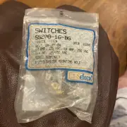 Selecta Switch Toggle Switch Model SS208-16-BG