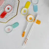 在飛比找Yahoo!奇摩拍賣優惠-手繪日式INS餐具筷子托可愛創意家用陶瓷兒童筷子架