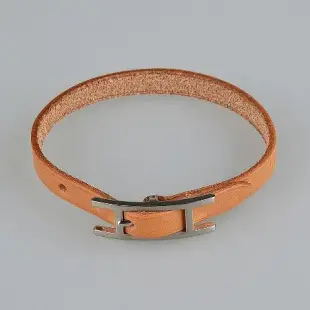 HERMES 金屬壓印LOGO H型釦設計全牛皮單圈釦式手環(自然棕x霧面銀釦)