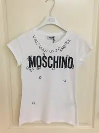 在飛比找Yahoo!奇摩拍賣優惠-全新超美  Moschino brand logo T-sh