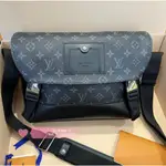 『二手』LV 路易威登 M40511 VOYAGER 黑色老花 翻蓋男士郵差包 斜挎包 肩背包 實拍免運