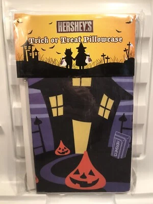 HERSHEY’S Trick Or Treat Haunted House Pillow Standard Case New In Package