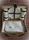 Picnic basket set 4 Bed Bath and Beyond NOS Quality Bonus Beach Set COMPLETE