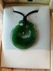 New zealand designs Jade Manaia / Koru Pepe necklace / pendant 29 mm
