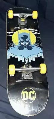 DC BATMAN GOTHAM CITY FLYBAR BRAND NEW SEALED SKATEBOARD DECK COMPLETE 31" X 8"