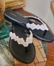 $80 NIB Melissa Vegan Black White Yellow Daisy Flip Flop Thong Slide Sandals 9
