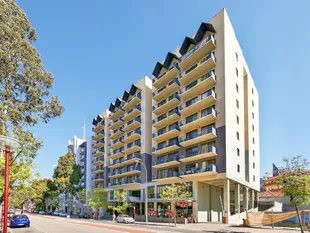 珀斯城豪華公寓Perth City Lux Apartments