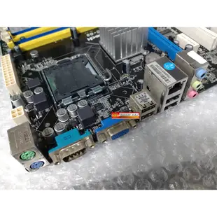 華擎 ASROCK G41C-GS R2.0 775腳位 內建顯示 G41晶片 2組DDR2 2組DDR3 4組SATA