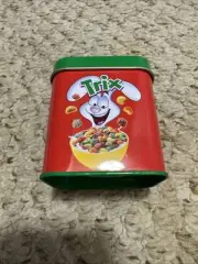 Yankee Candle General Mills Breakfast Cereal Scented Tin Minis 4oz Trix, new