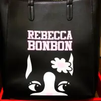 在飛比找蝦皮購物優惠-Rebecca Bonbon🐶狗頭包印花肩背包