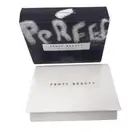 Fenty Beauty Rihanna Invisimatte Blotting Powder Universal Translucent Original